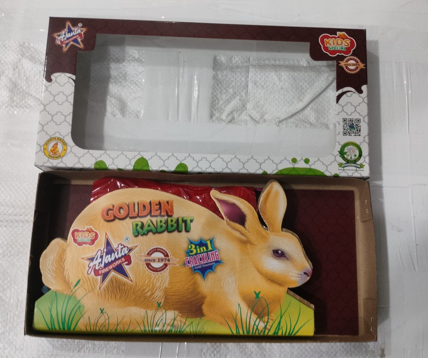 GOLDEN RABIT ( 3 IN 1 Crackling Gold Fountain )